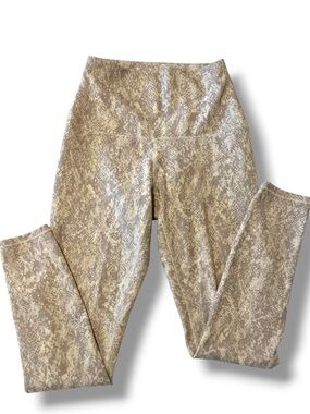 🎀 RBX Gray Snake-Print Leggings